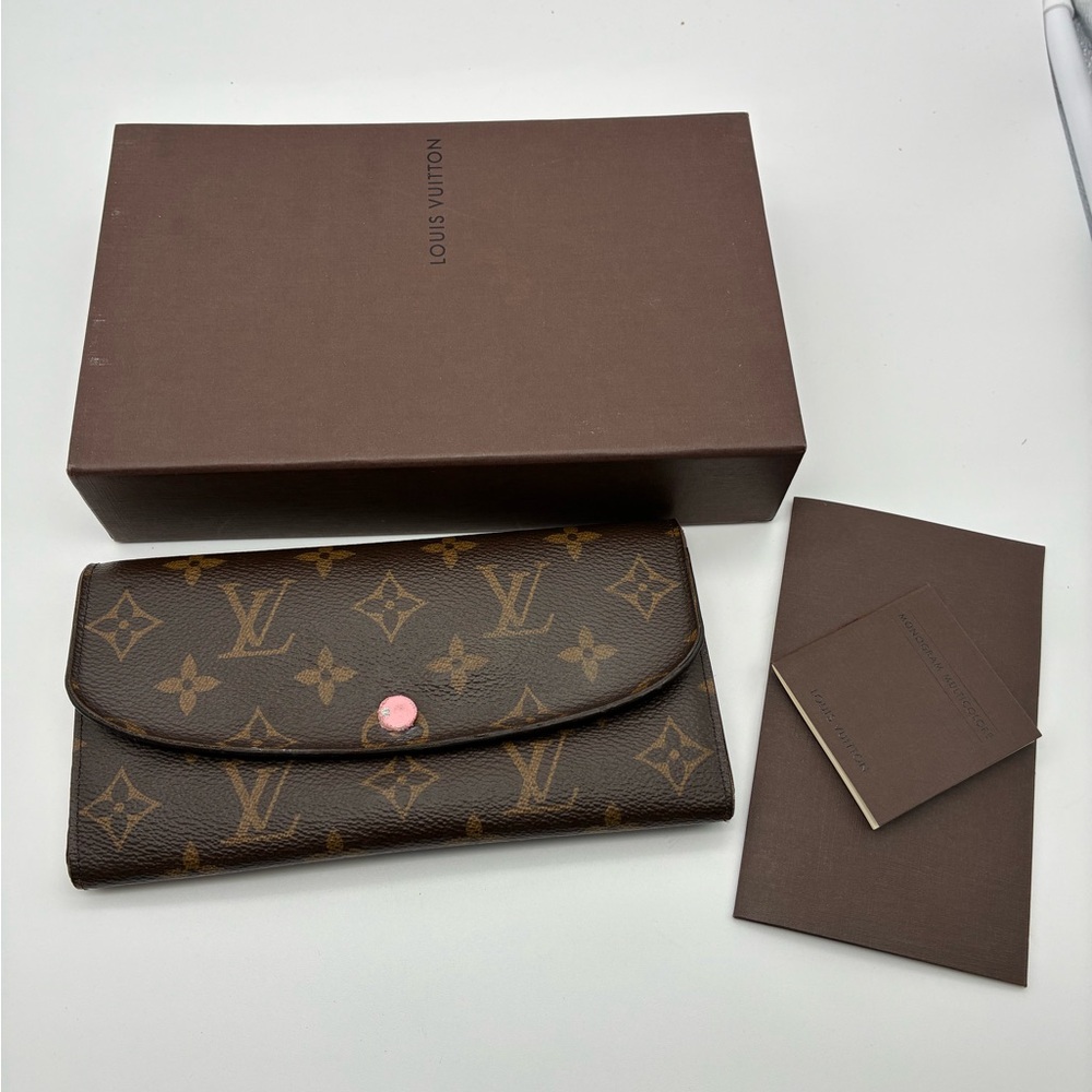 Louis Vuitton monogram Emilie Wallet with box